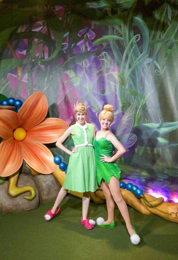 Cute and easy Tinkerbell Disneybound outfit idea