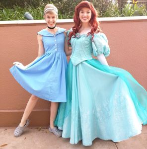 12 Creative And Easy Disneybound Outfits For Women - Disney Trippers