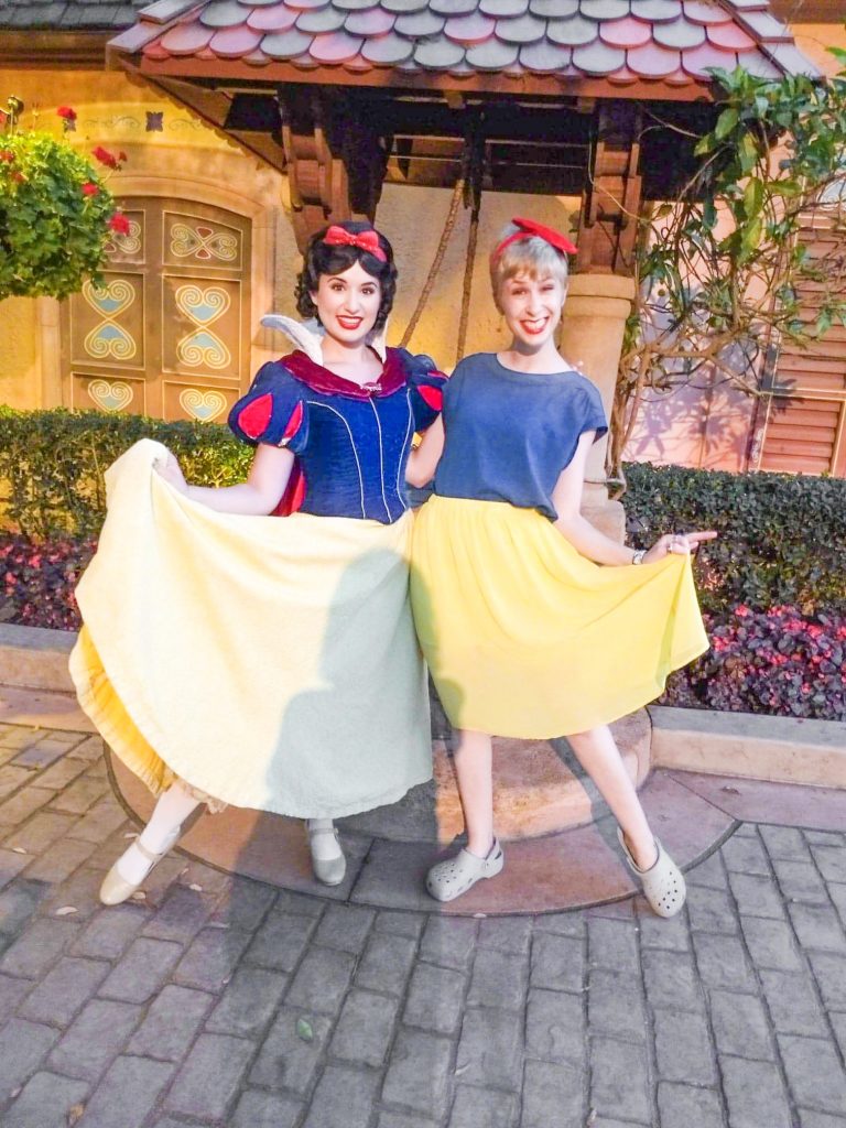 Snow White Disneybound Outfit inspriation