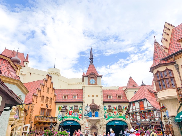 Plaza of Germany Pavilion with clock tower and Beirgarten view