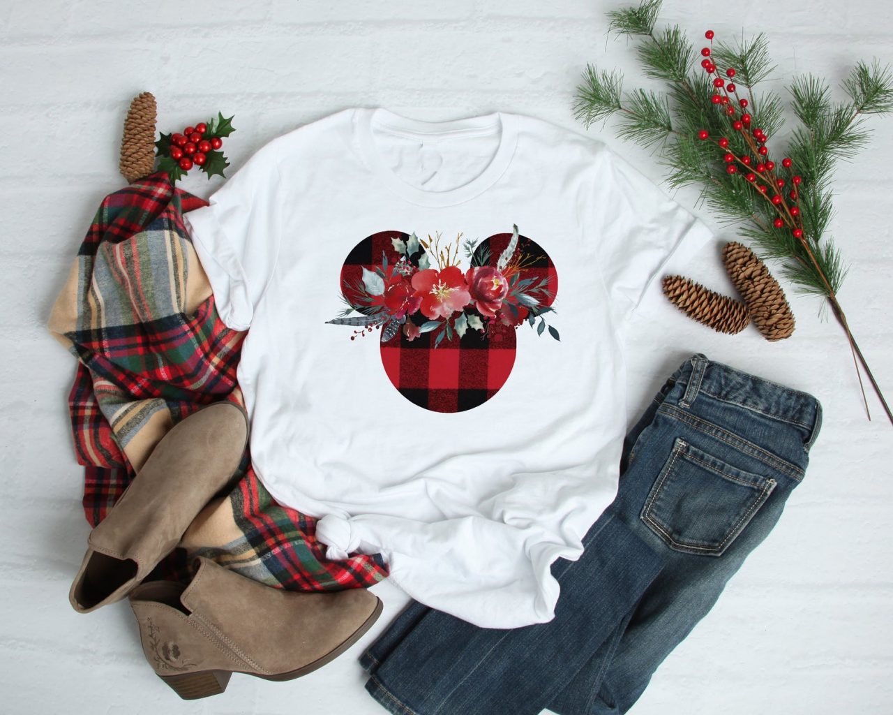 minnie mouse christmas shirt womens