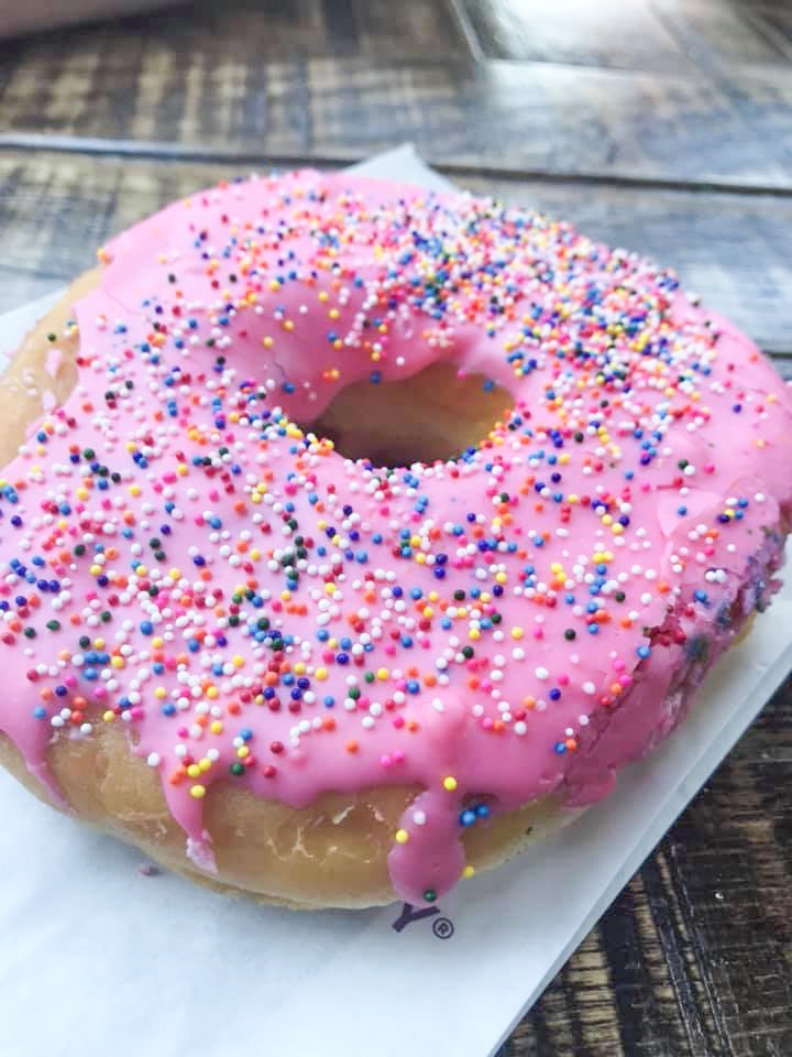 Giant Donut at Jofferys in Disney
