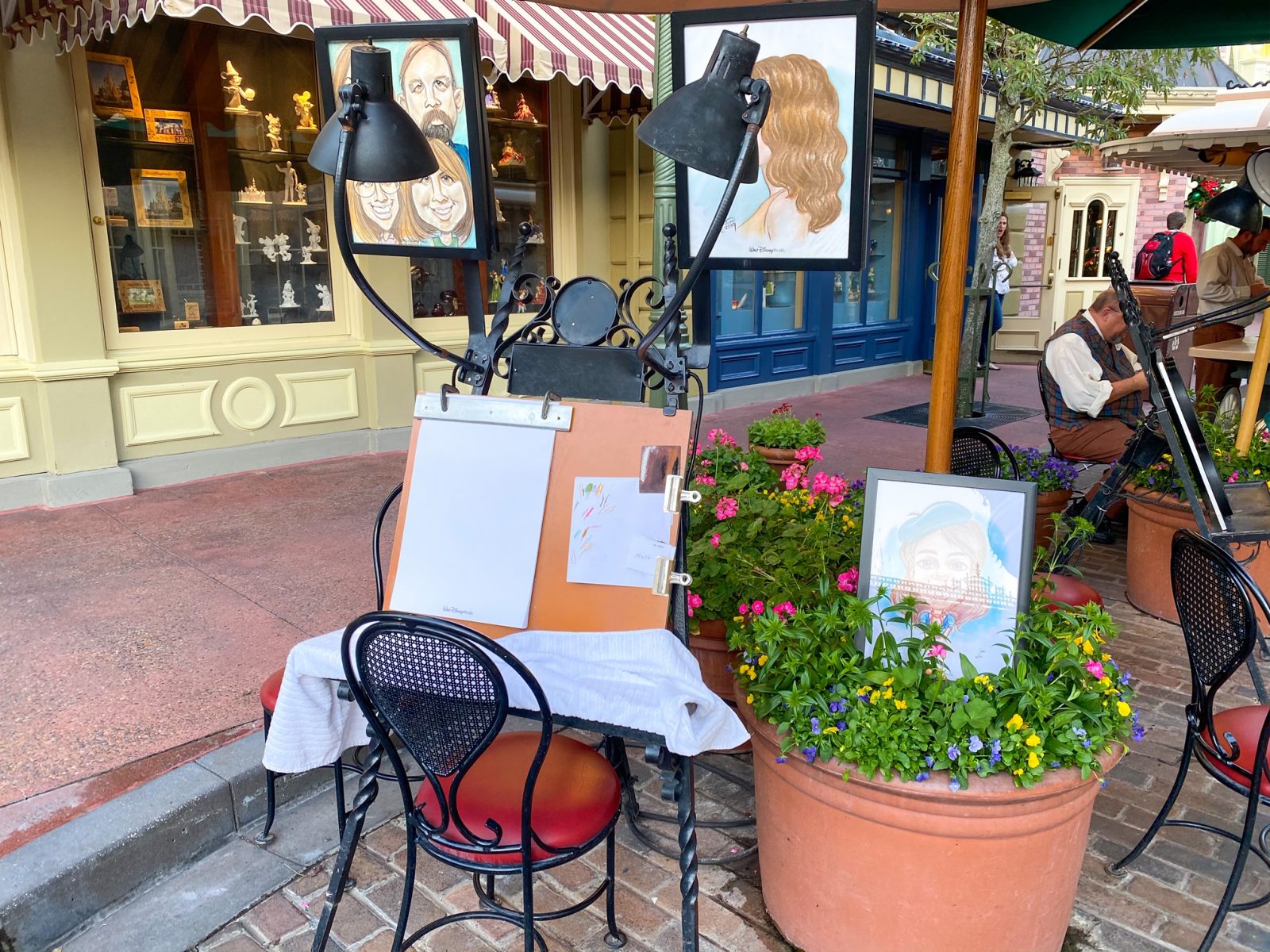 Disney Souvenirs Charicature Stand and Station