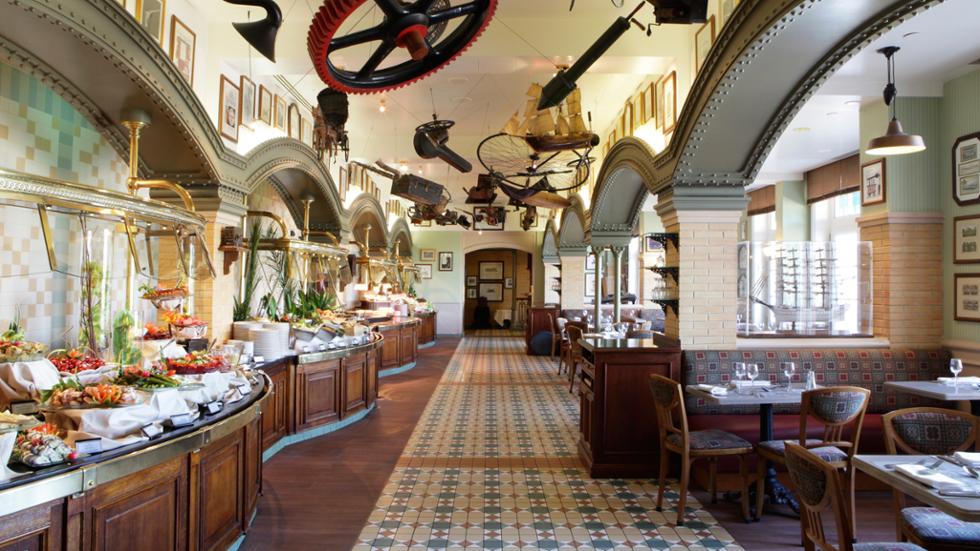 23-best-and-worst-disneyland-paris-restaurants-disney-trippers