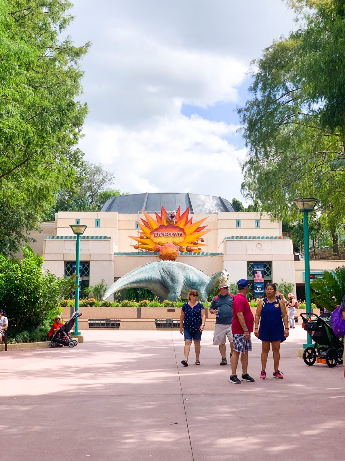 outside view of the entrance to Dinosaur