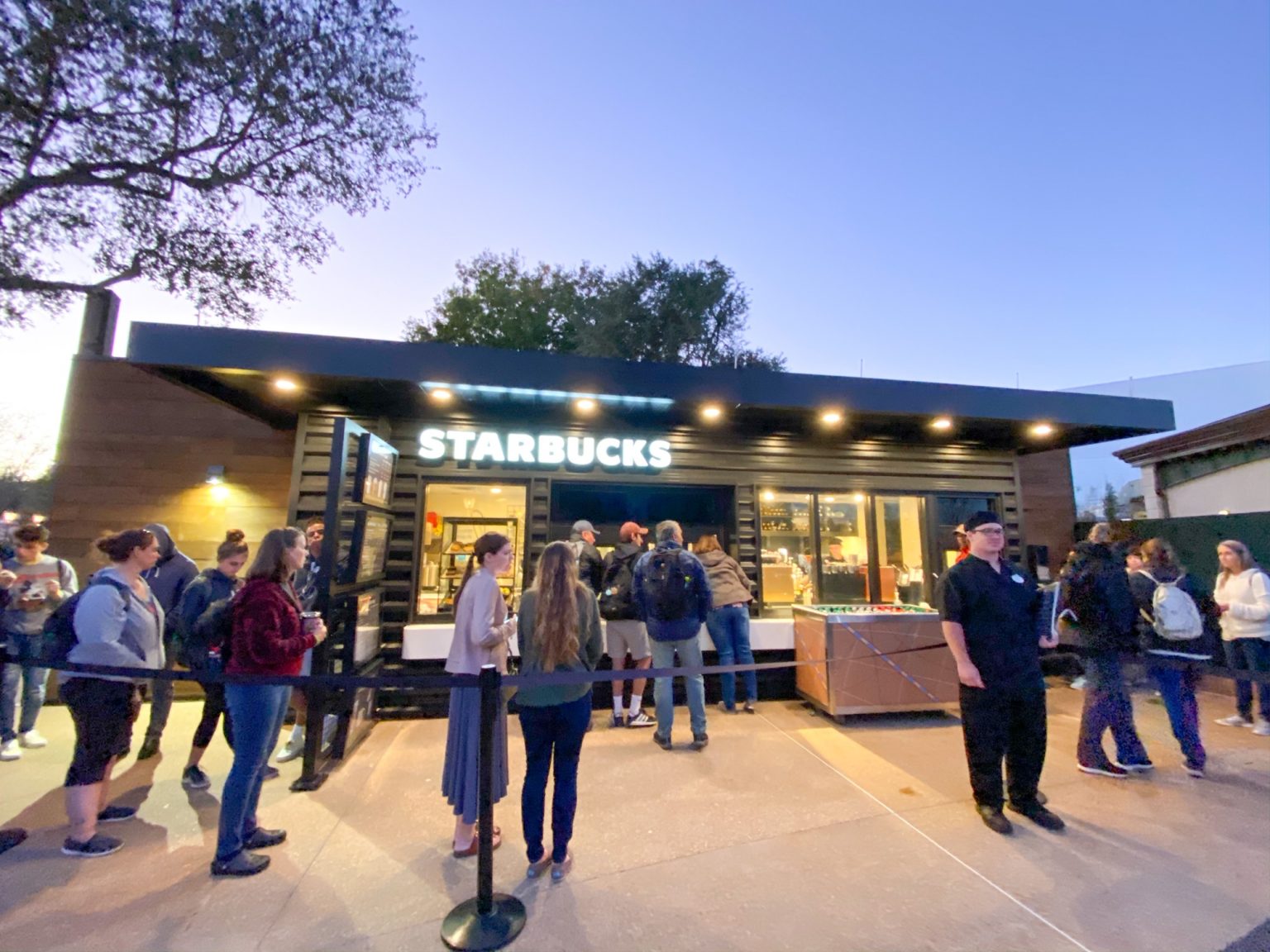 11 Tips for Doing Rope Drop at Disney Like a Pro Disney Trippers