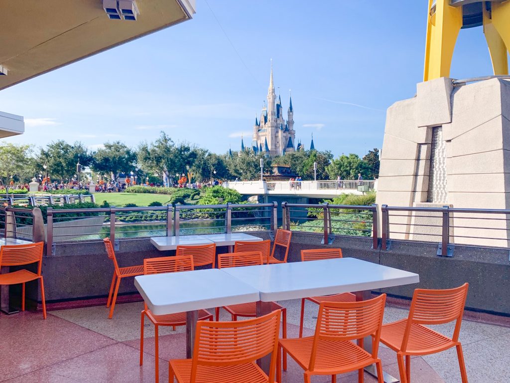 perfect spot to eat at Magic Kingdom