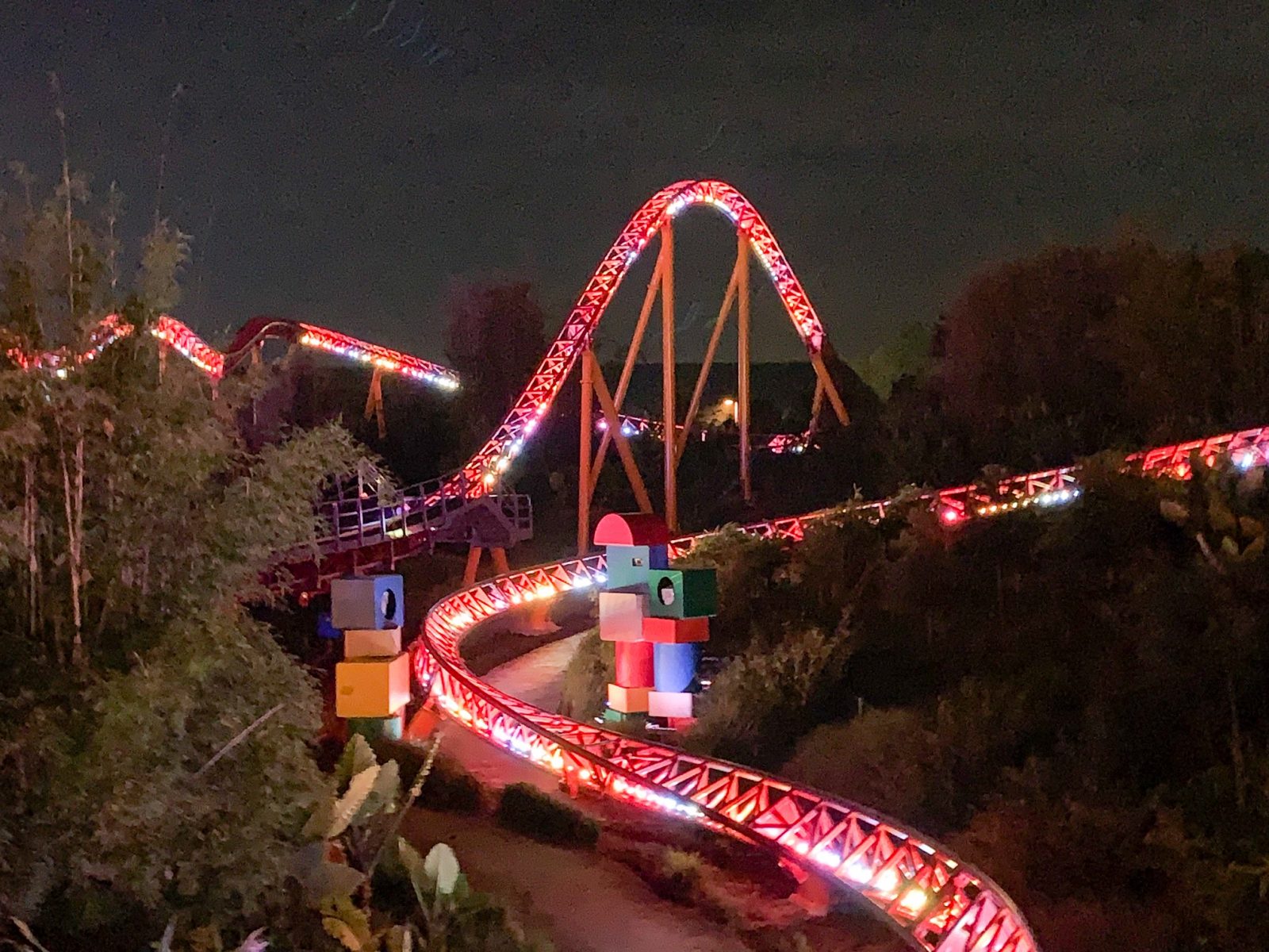night time view of Slinky Dog Dash