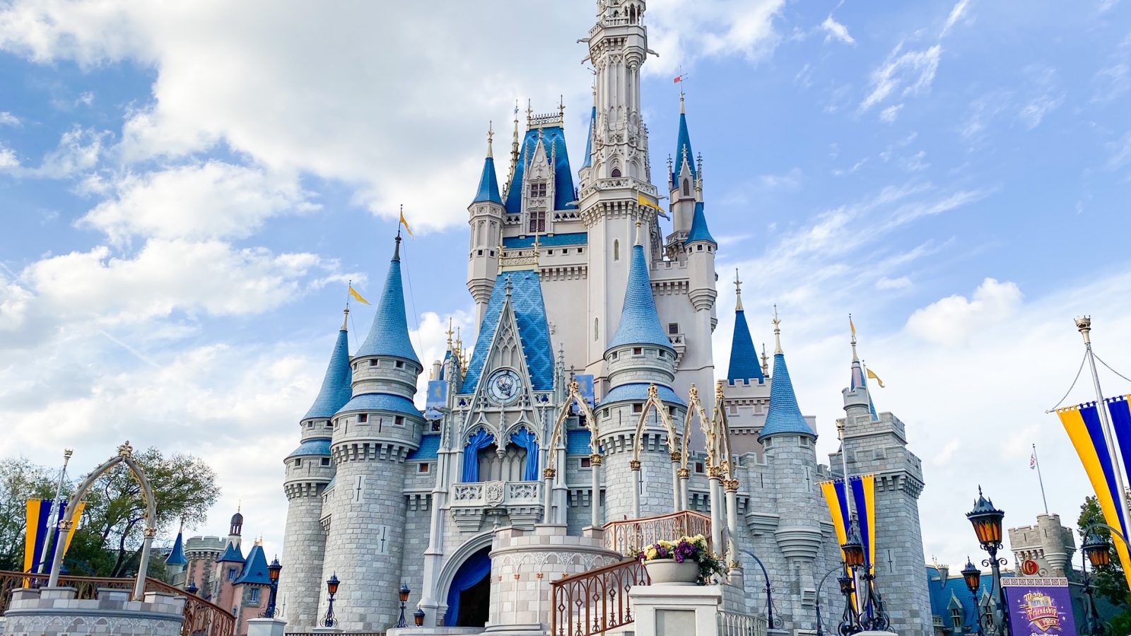 12 Best Airbnbs Near Disney For All Budgets - Disney Trippers