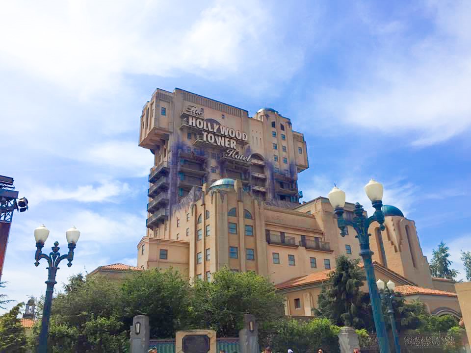 image of the Hollywood Tower hotel; a definite must on your Disneyland Paris itinerary