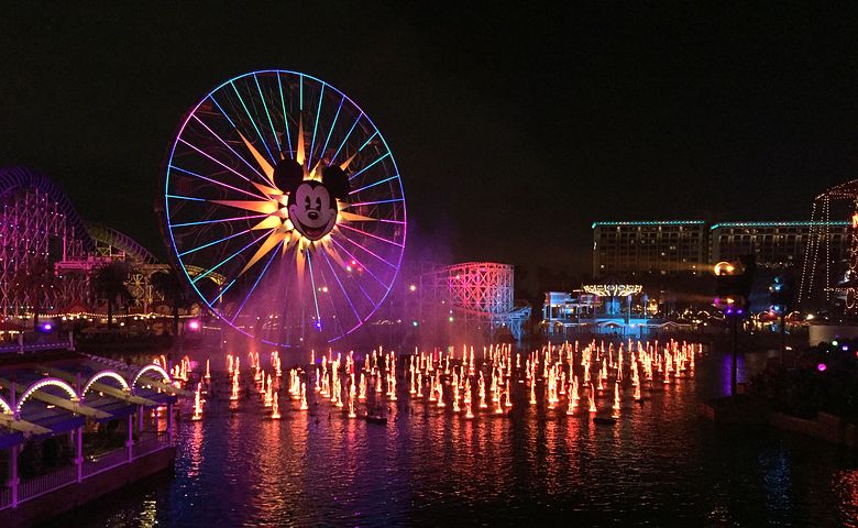 Disney California Adventure World of Color