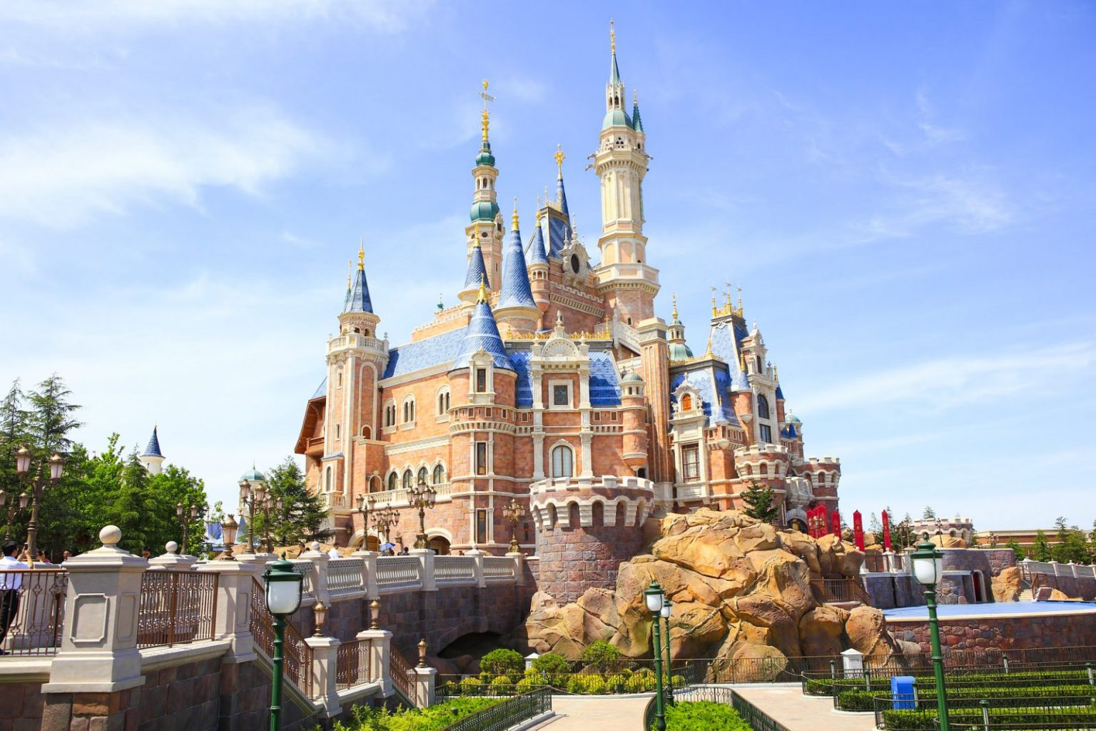 Disney Around the World Disneyland Shanghai