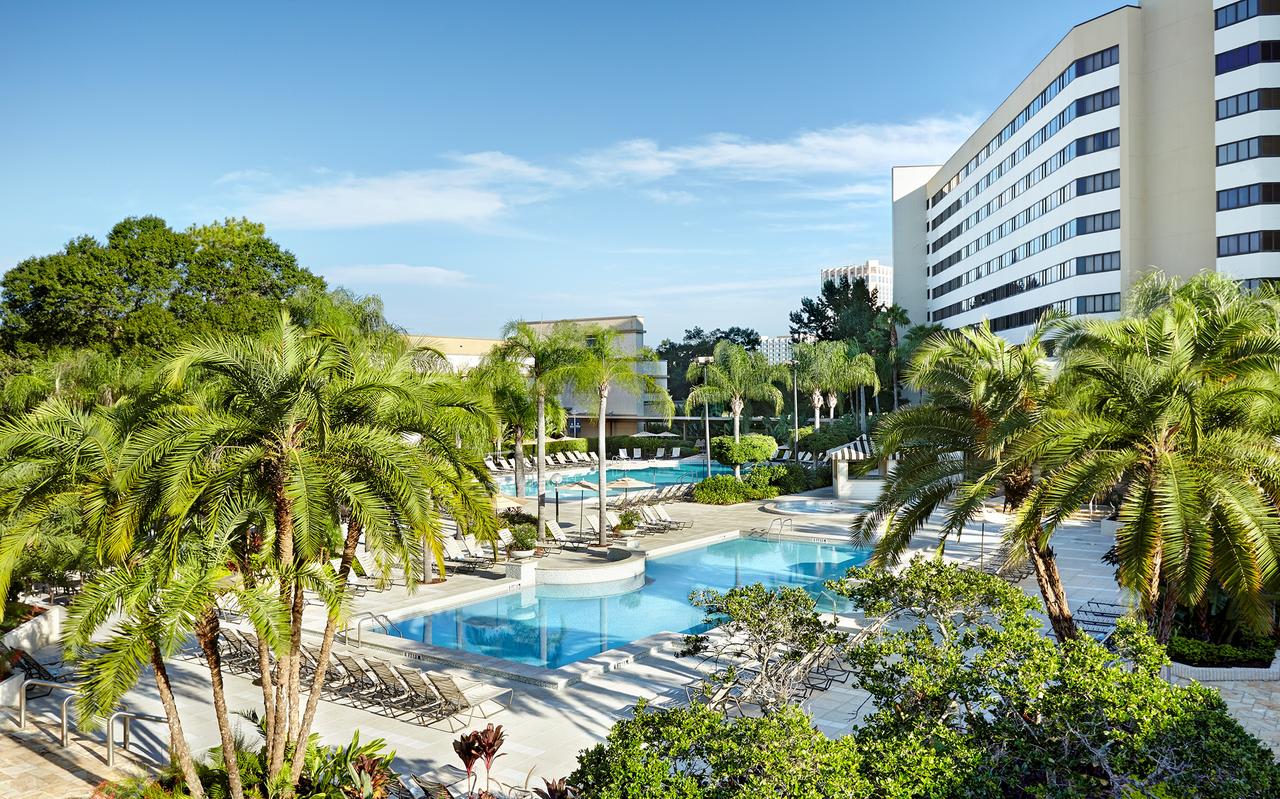 Hilton Orlando Lake Buena Vista Hotel and Pool