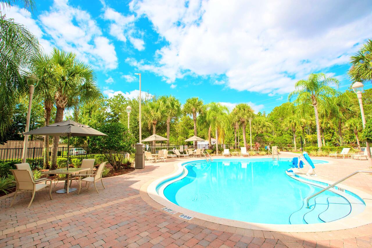 best hotels near Disney best western Lake Buena Vista outside pool
