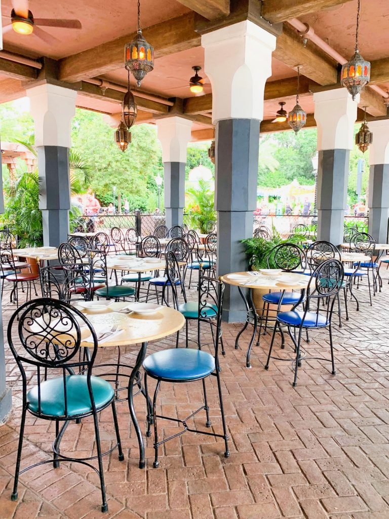Outdoor Dining at Disney Spice Road Table