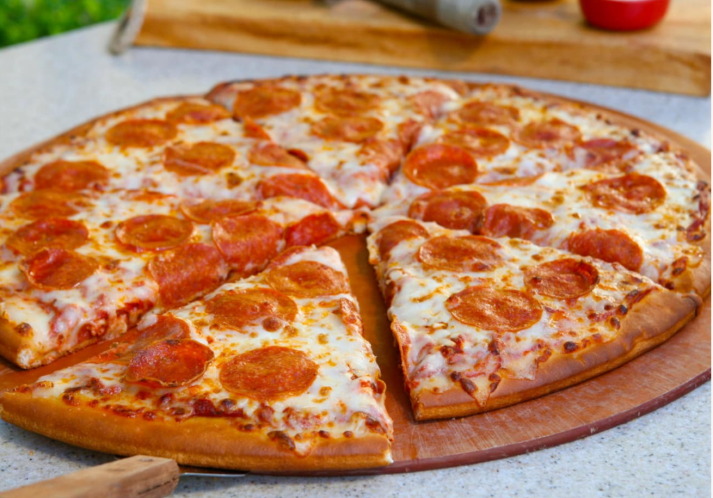 Boardwalk Pizza and Pasta, not on the top of our best Disneyland restaurants 