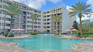Orlando Hotels With Disney Shuttles Holiday Inn 300x169 
