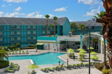 15 Best Orlando Hotels With Free Shuttles To Disney - Disney Trippers