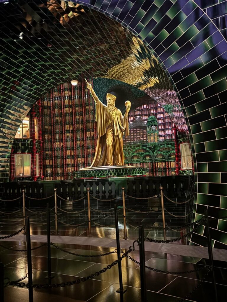 A photo from inside the queue of Ministry of Magic shows the art and dedication and scale of the stunning park.